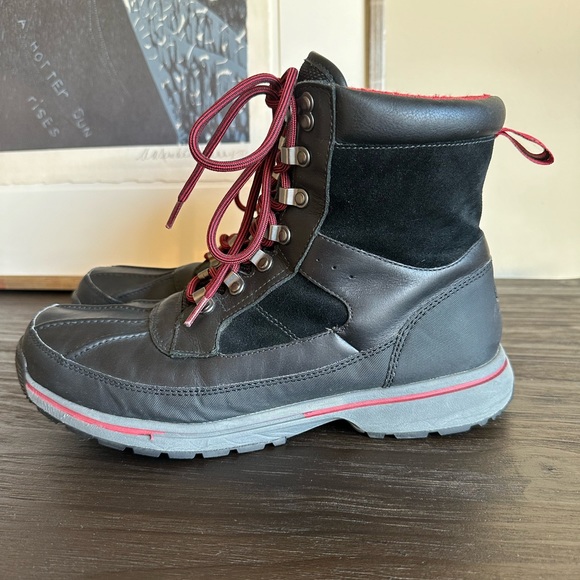 Men’s UGG Hilner Thinsulate Boots - Picture 2 of 7